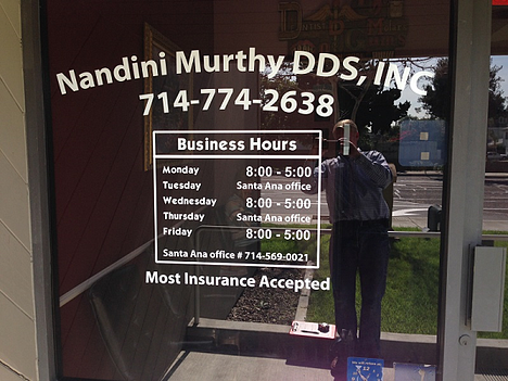 Vinyl window lettering for commercial properties North Jersey